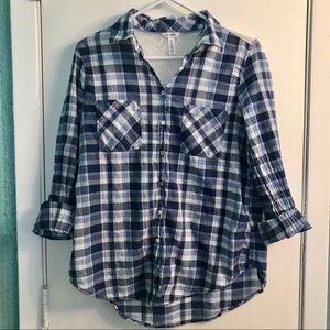 Size Medium/Large Plaid Blouse